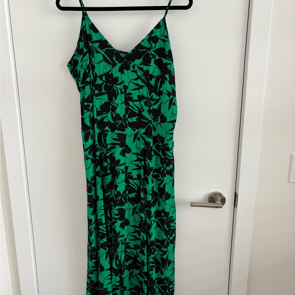 Brand New -   Green and Black Midi Dress